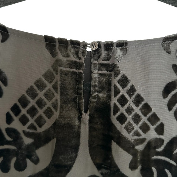 Talbots black velvet paisley burnout top with sheer arms Small - Picture 11 of 13